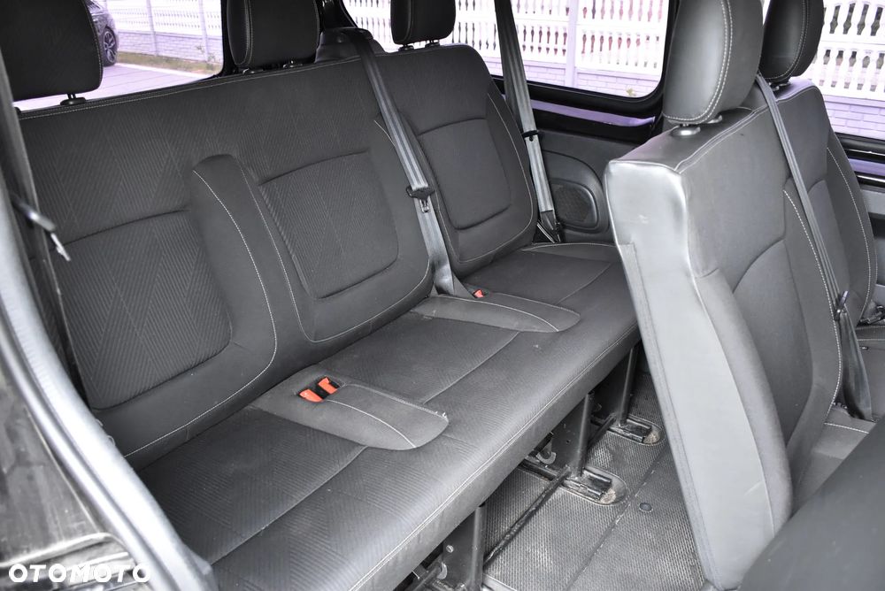 Renault Trafic - 12