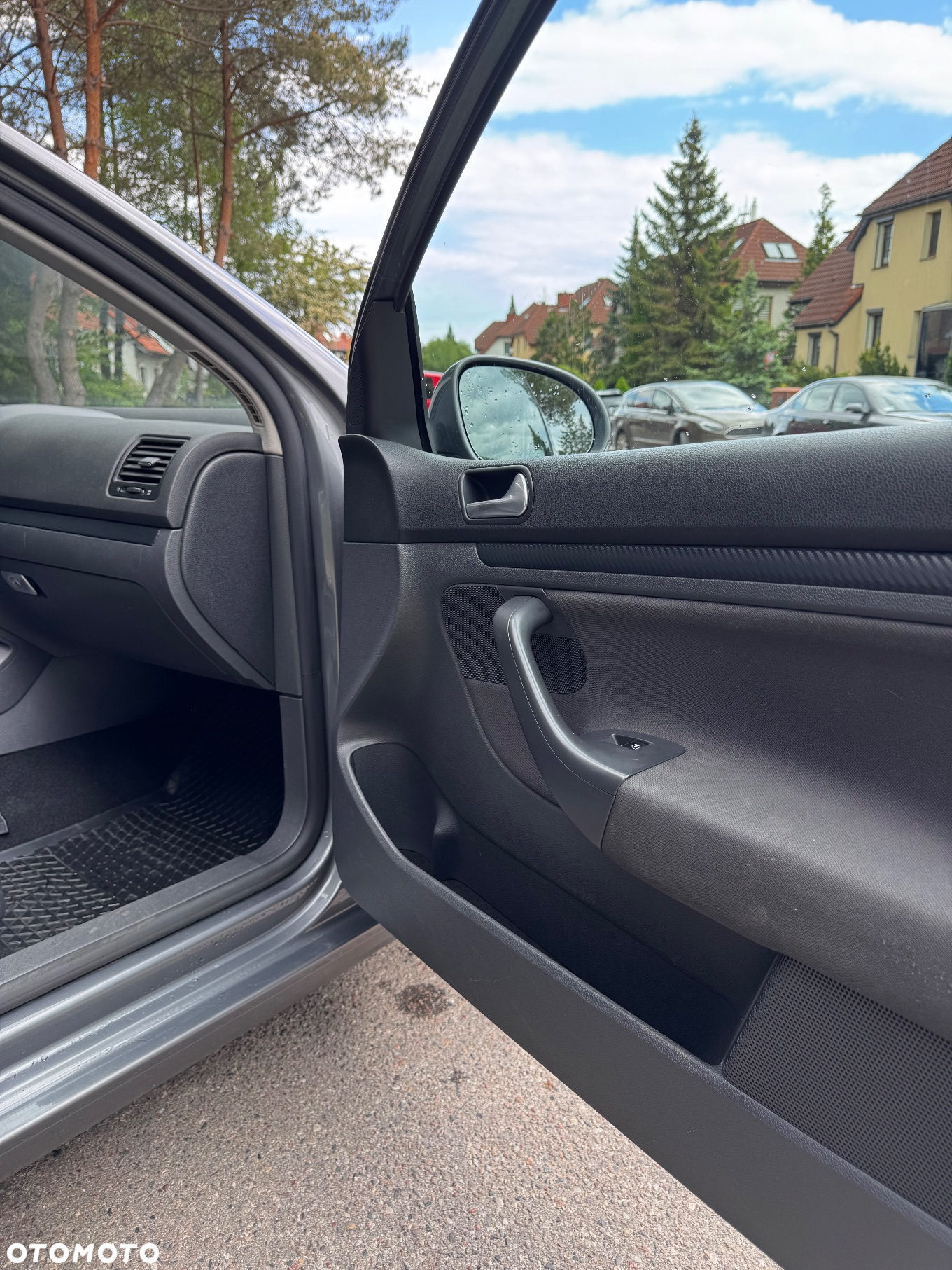 Volkswagen Golf - 13