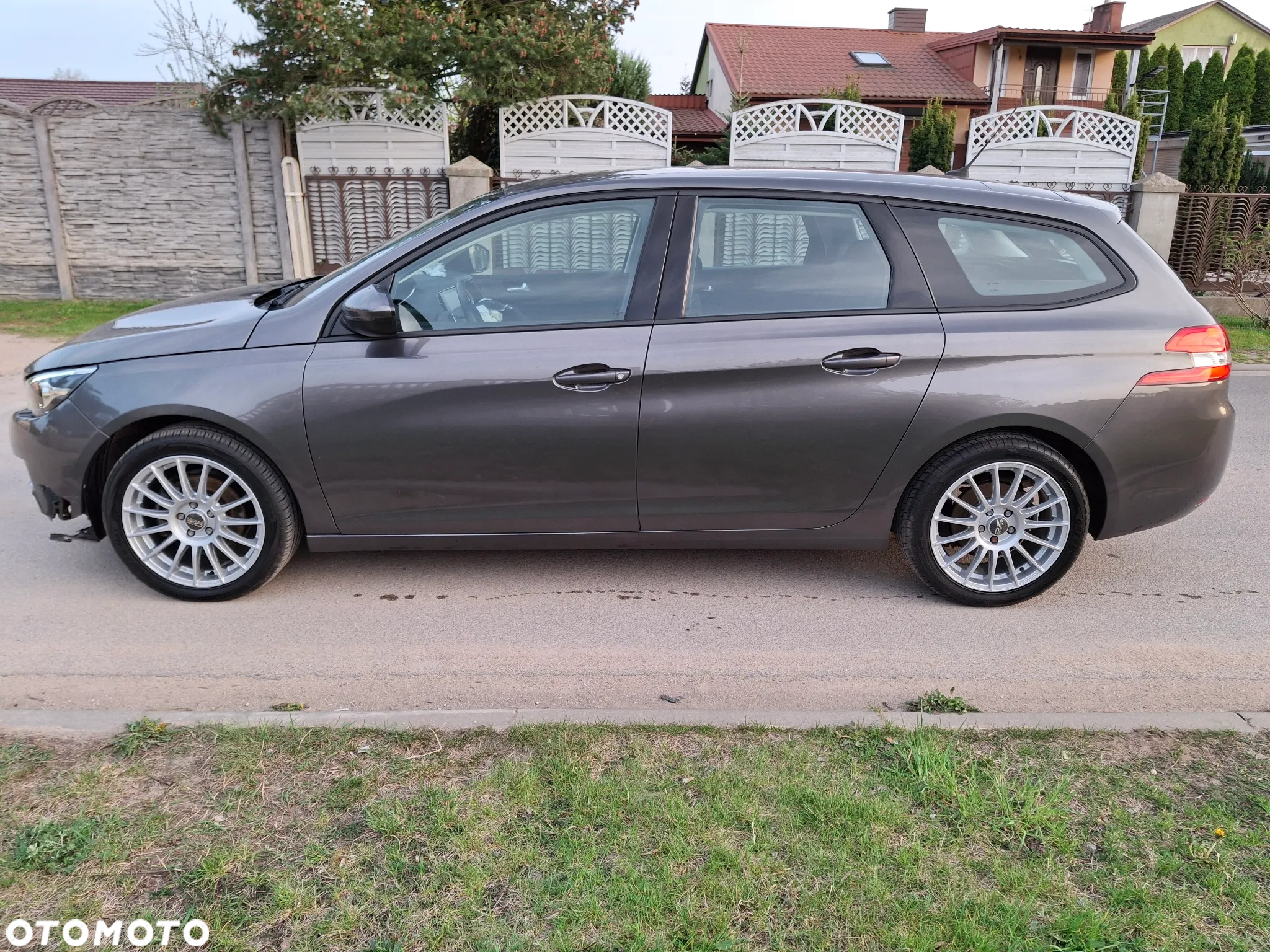 Peugeot 308 - 5