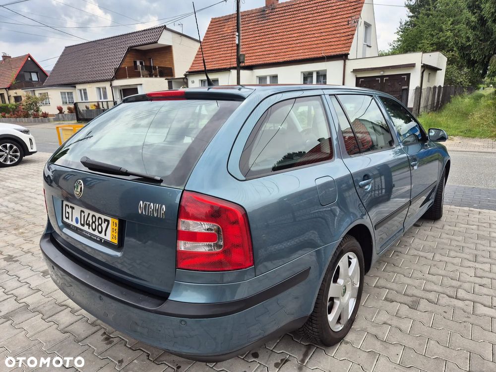 Skoda Octavia 2.0 TDI DPF Elegance - 7