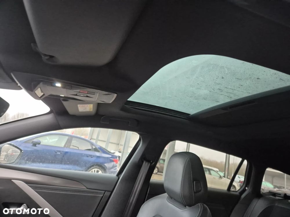 Opel Astra 1.2 Turbo Automatik GS Line - 10