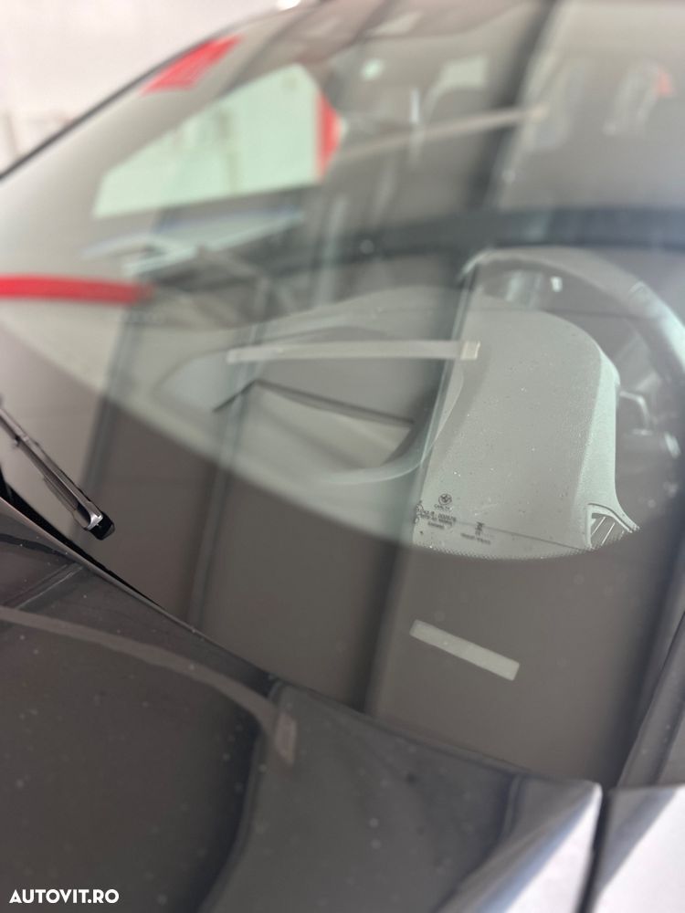 BMW Seria 5 520d xDrive Aut. Sport Line - 4