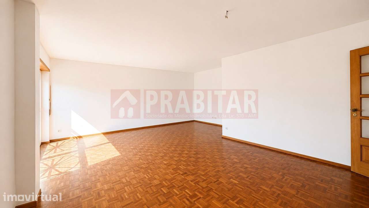Apartamento T4 com garagem na Quinta D. João - Grande imagem: 4/21