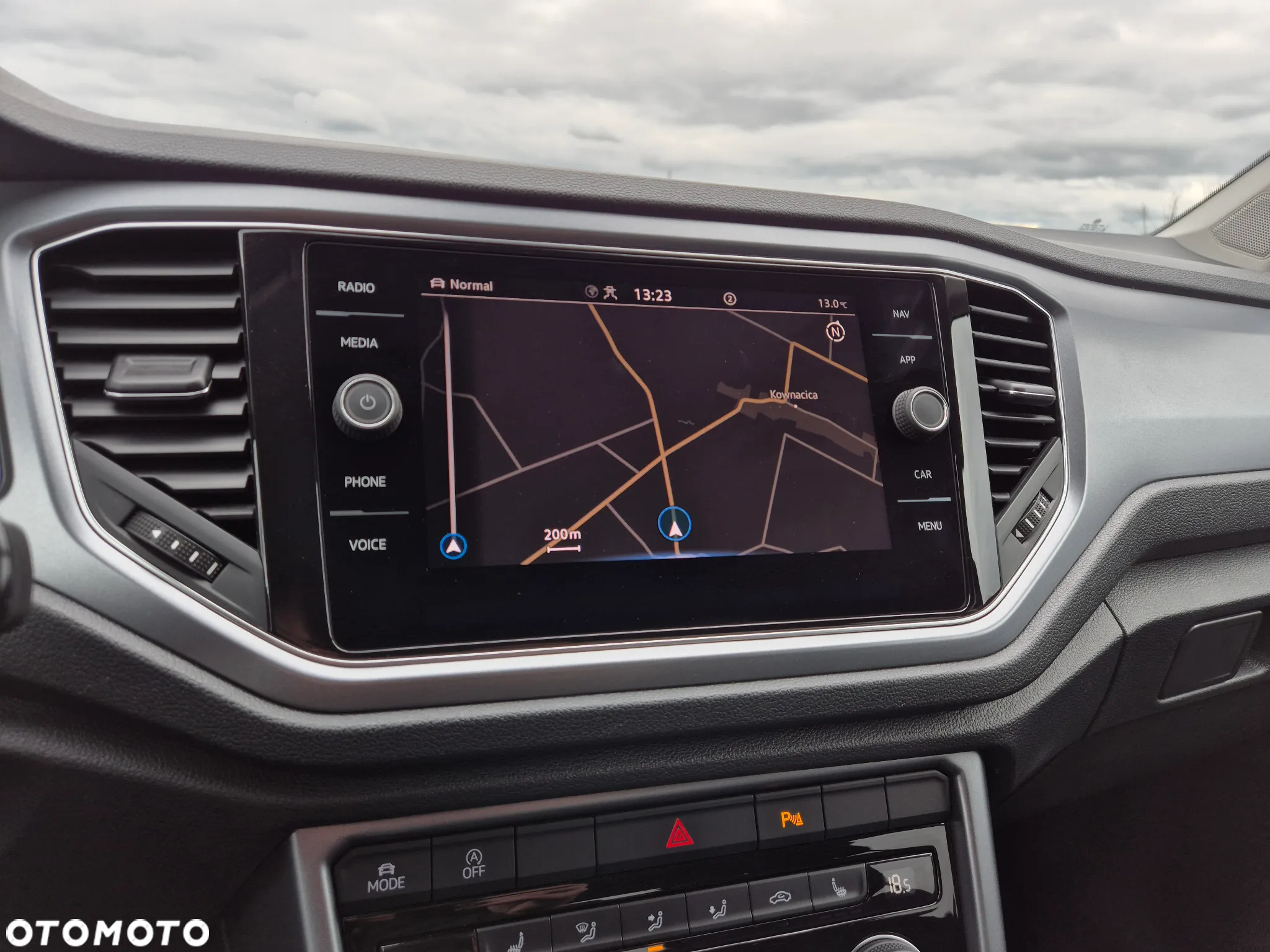 Volkswagen T-Roc 1.0 TSI Active - 12