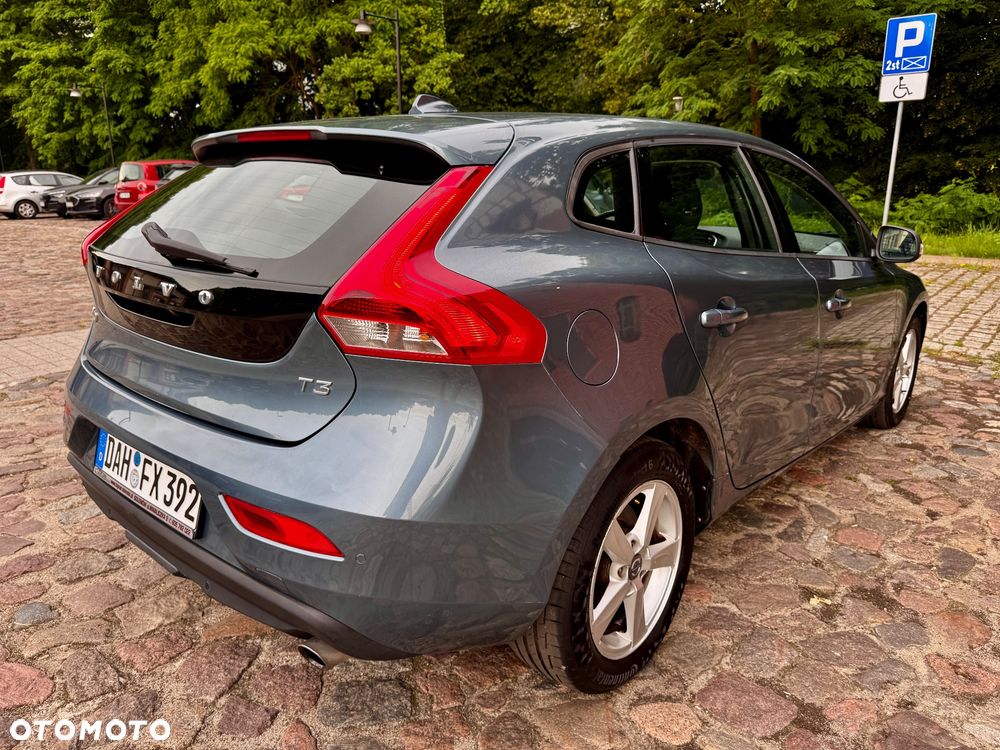 Volvo V40 T3 Kinetic - 3