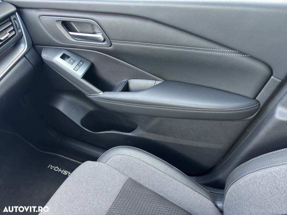 Nissan Qashqai 1.3 DIG-T MHEV Xtronic N-Connecta - 20