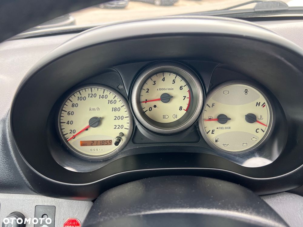 Toyota RAV4 2.0 VVT-i 4x4 - 39