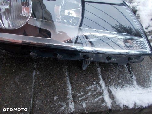VW PASSAT B7 LAMPA PRAWA PRZEDNIA ORYGINAŁ 3AB941006 - 2