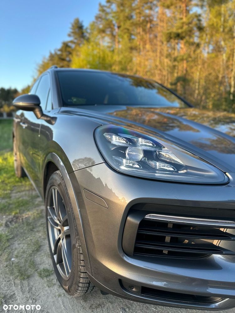Porsche Cayenne - 6