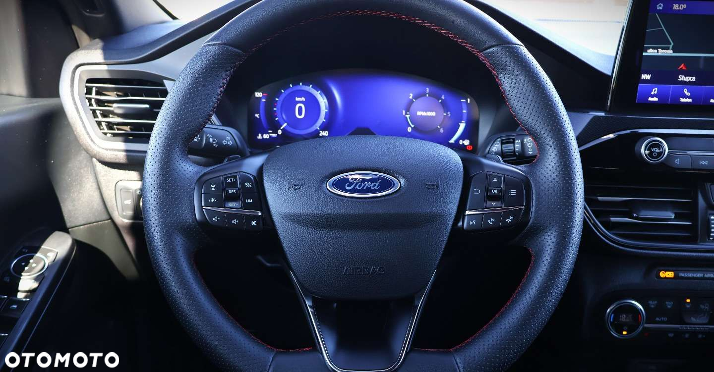 Ford Kuga - 27