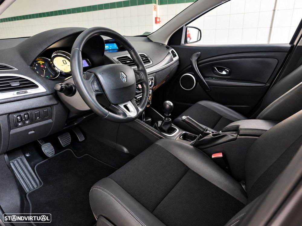 Renault Mégane Sport Tourer 1.5 dCi Dynamique S - 8