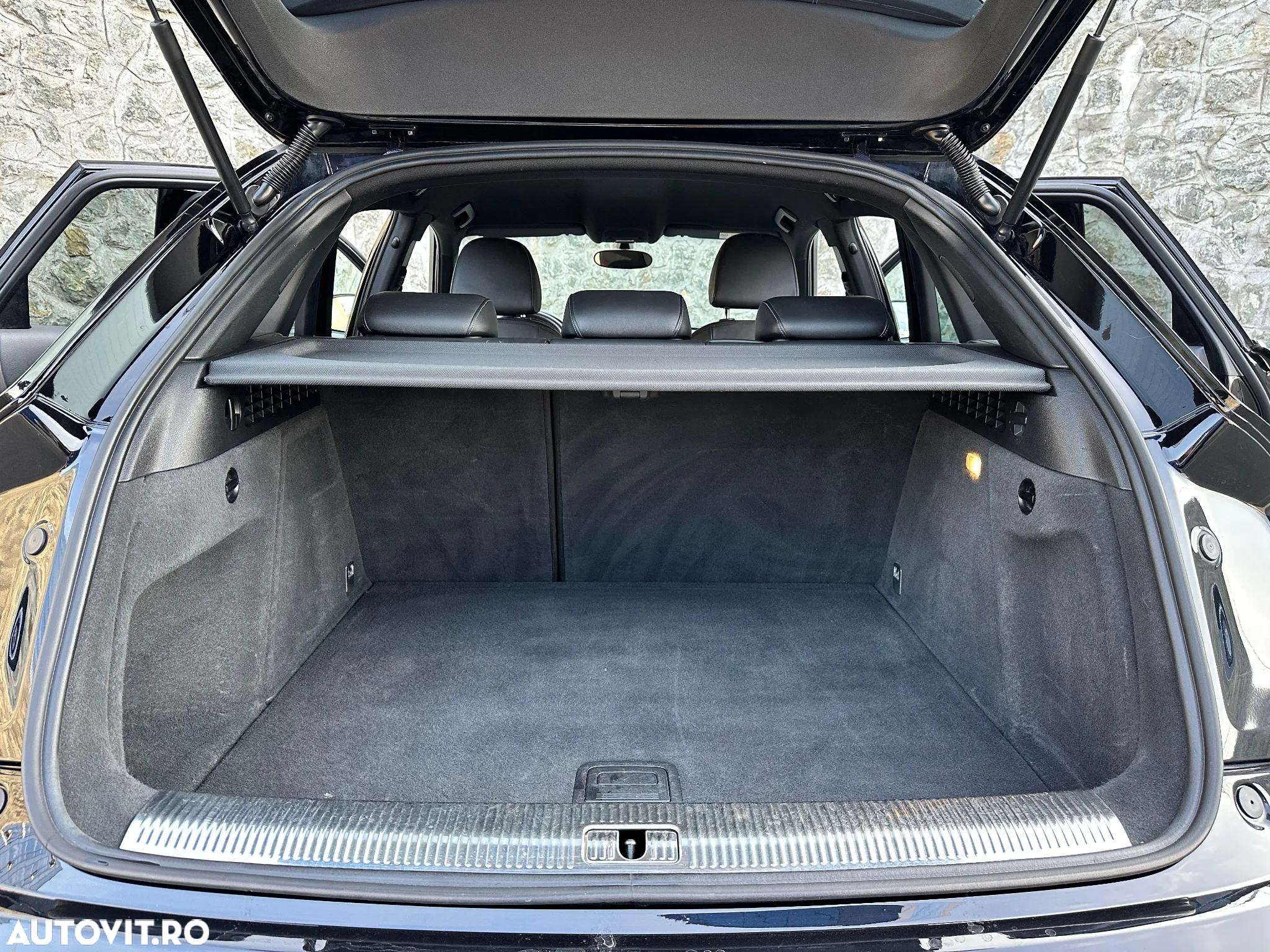 Audi Q3 2.0 TDI Quattro S-Tronic - 34