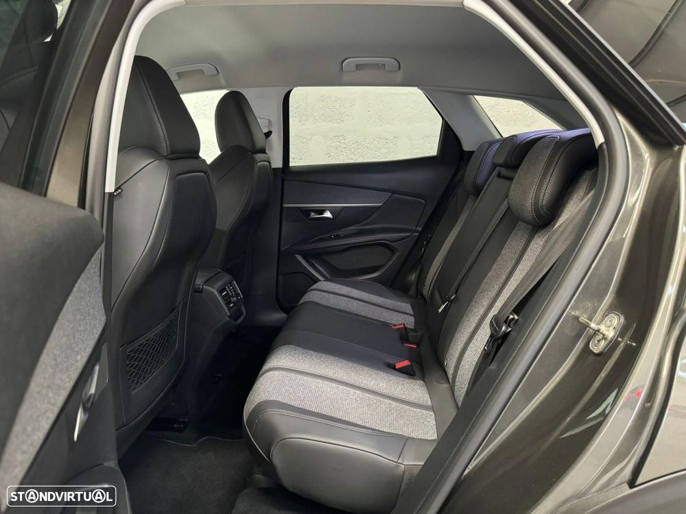 Peugeot 3008 1.5 BlueHDi Allure - 6
