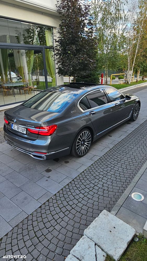 BMW Seria 7 740Le xDrive iPerformance - 7