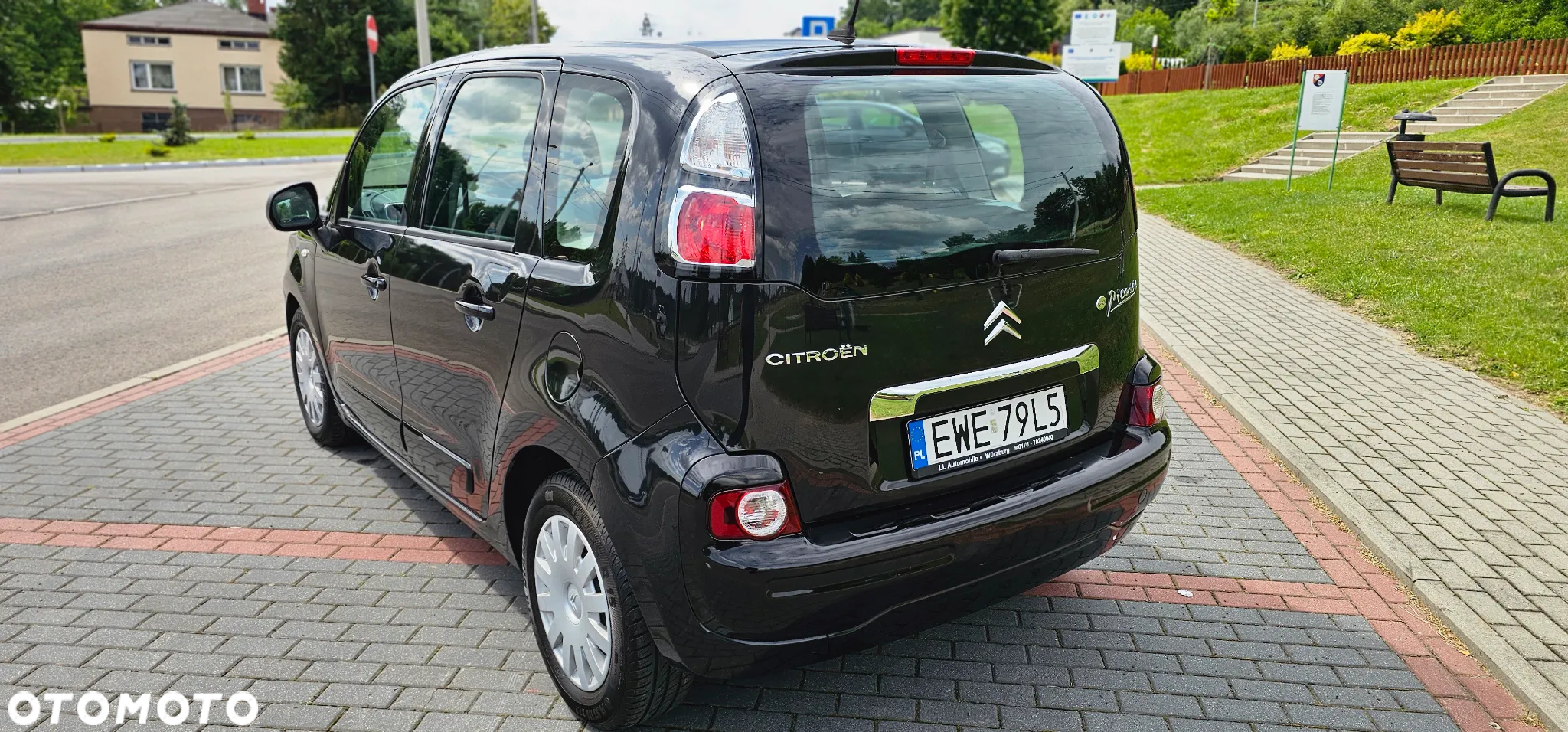 Citroën C3 Picasso 1.6 HDi Exclusive - 32