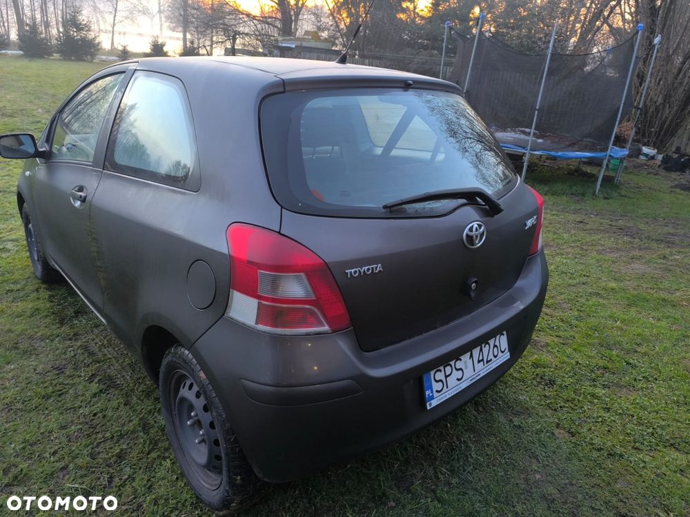 Toyota Yaris 1.0 VVT-i Luna - 3
