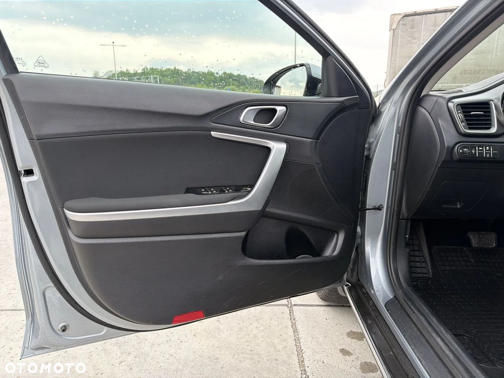Kia XCeed 1.5 T-GDI M DCT - 11