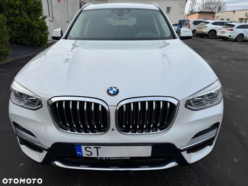 BMW X3 xDrive30i GPF Luxury Line - 1