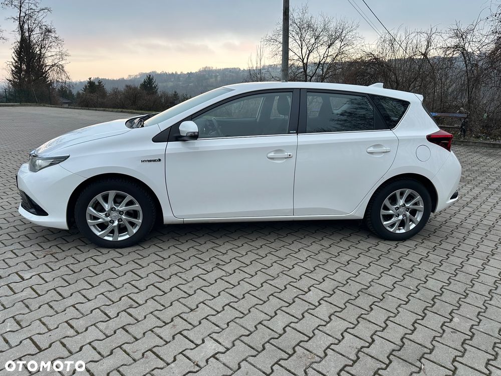 Toyota Auris 1.8 HSD Prestige - 12