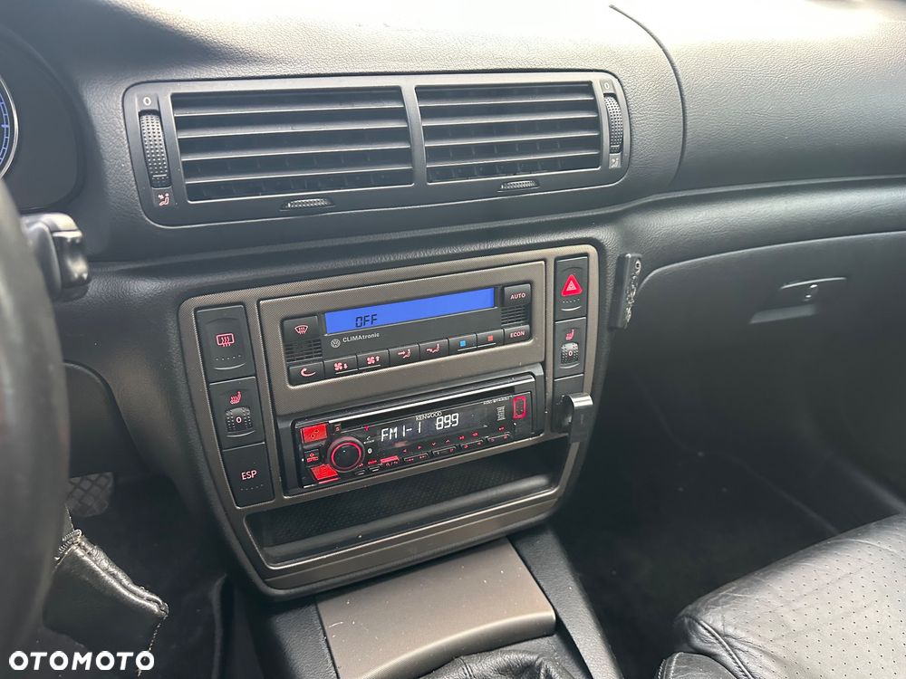 Volkswagen Passat Variant - 8