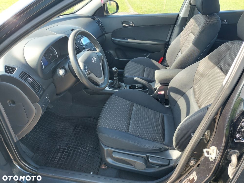 Hyundai i30 1.4 Classic + - 5