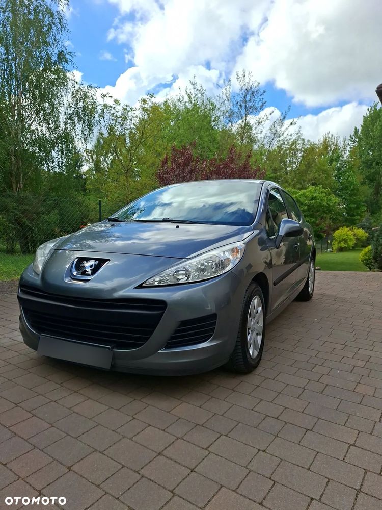 Peugeot 207 1.4 Presence Grand Prix - 1