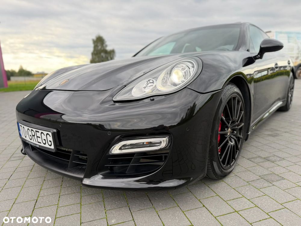 Porsche Panamera - 38