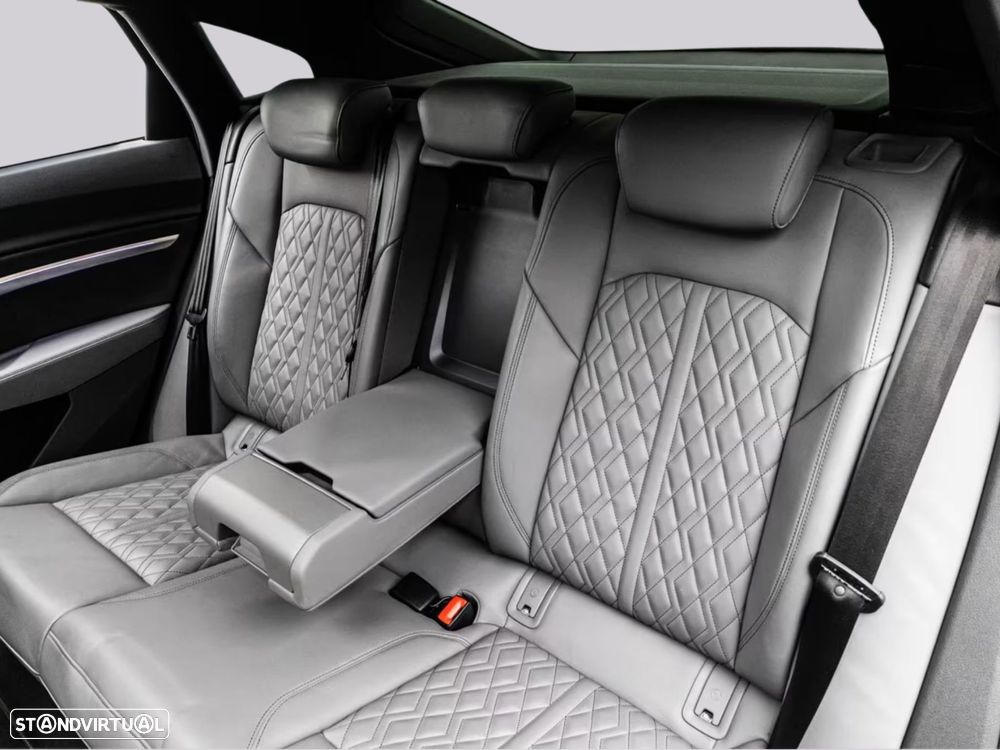 Audi e-tron Sportback - 27