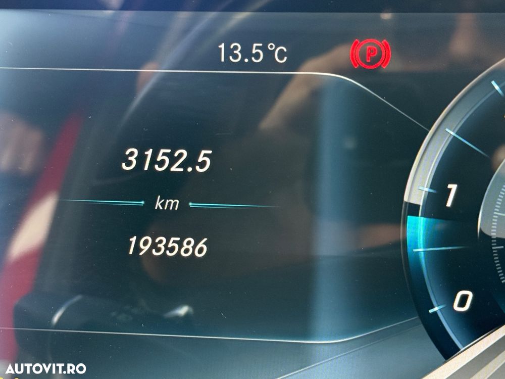 Mercedes-Benz E 220 d 9G-TRONIC AMG Line - 19