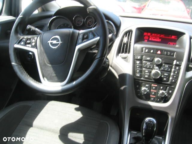 Opel Astra 1.6 Essentia EU6 - 12