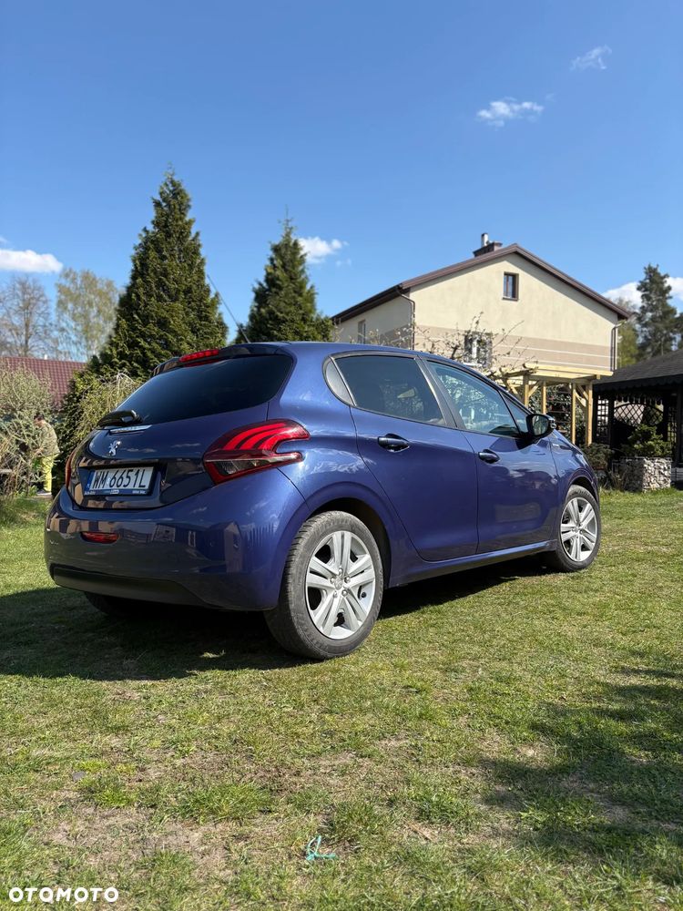 Peugeot 208 1.2 PureTech Style - 22