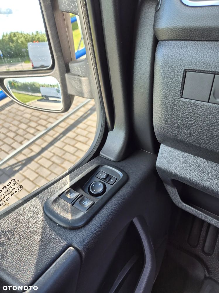 Renault Master L2H2 2.3dCi 136KM - 25