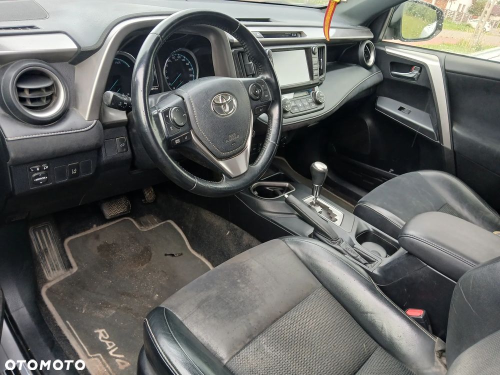 Toyota RAV4 Hybrid Platinum 4x4 - 6
