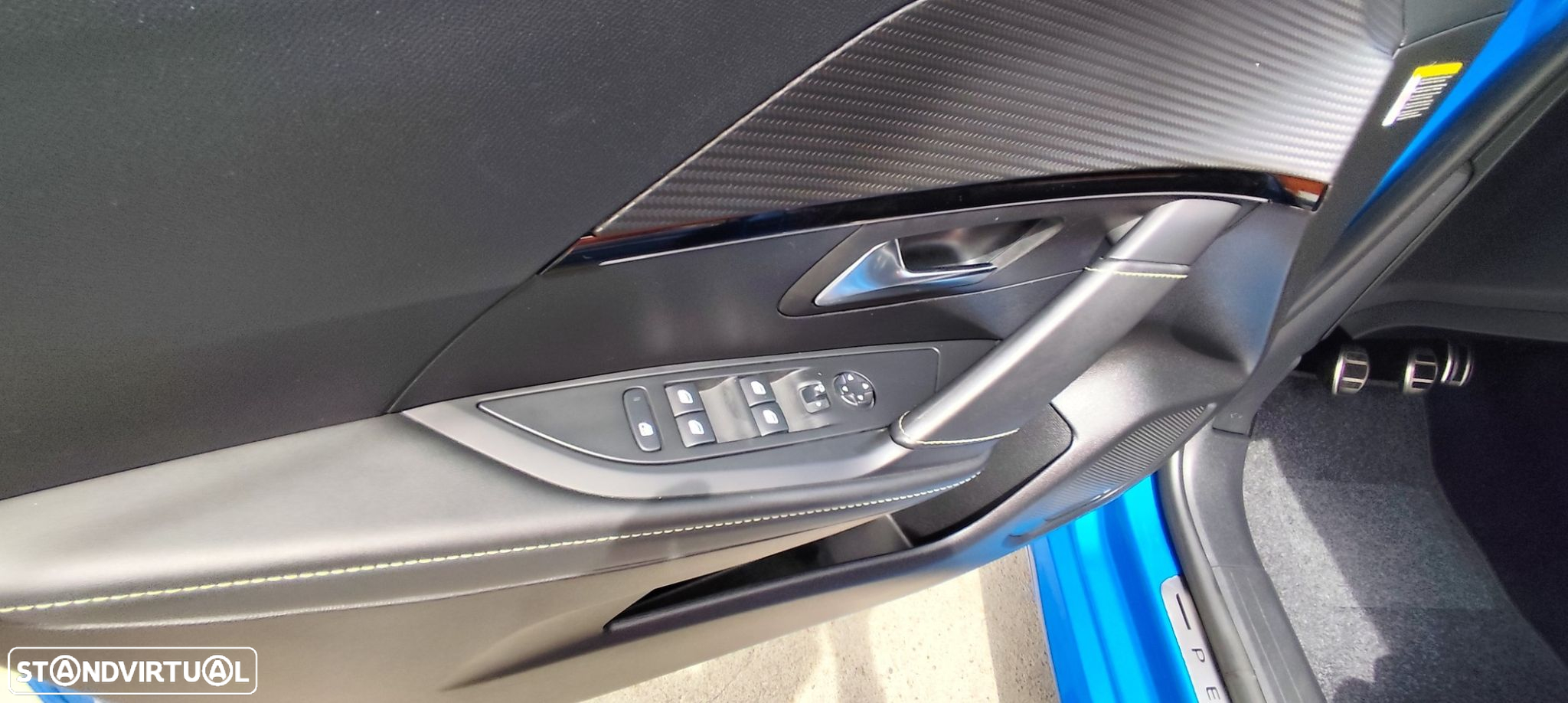 Peugeot 208 1.5 BlueHDi GT - 29
