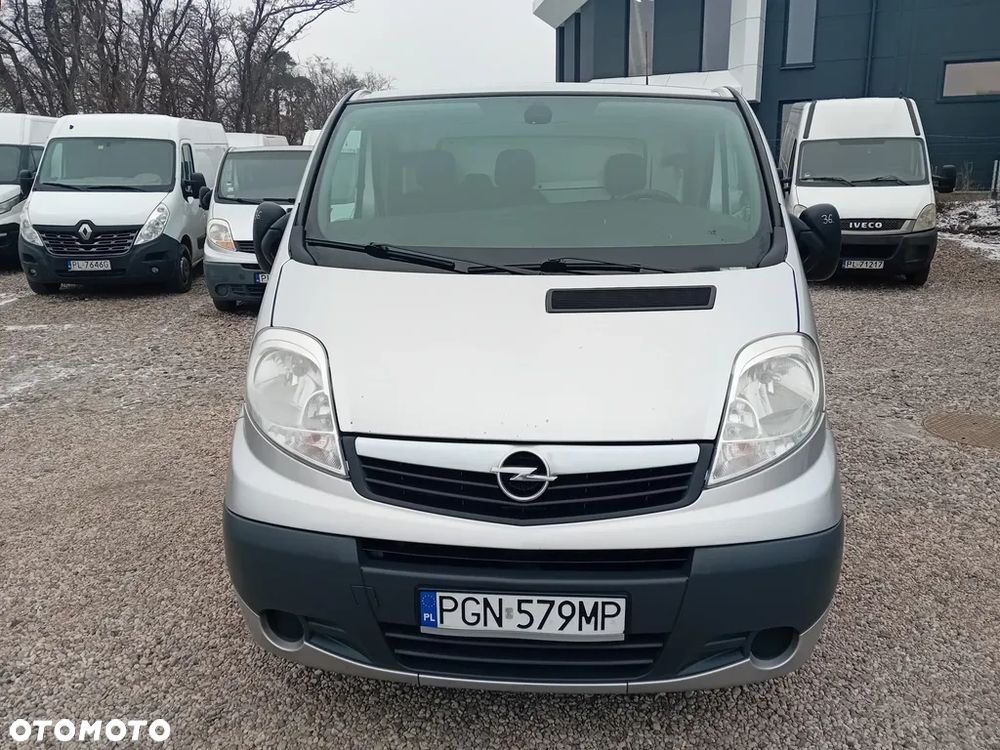 Opel Vivaro - 2