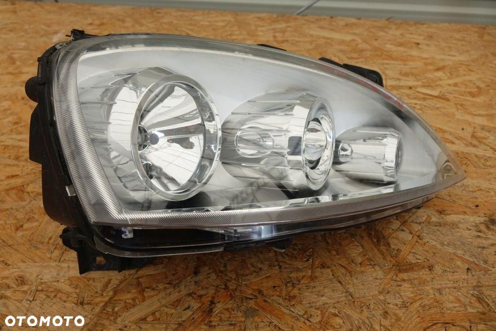 REFLEKTOR 2 LAMPY PRZÓD KPL EUROPA OPEL CORSA C LIFT 1321212 - 11