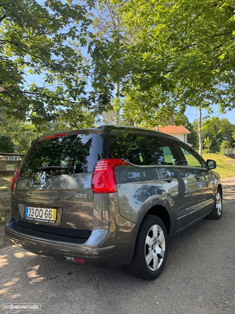 Peugeot 5008 - 1