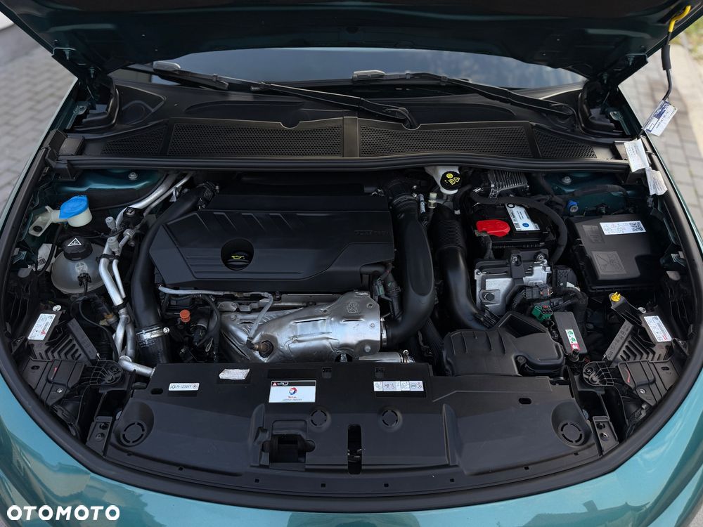 Peugeot 308 1.6 Hybrid PHEV Allure EAT8 - 16