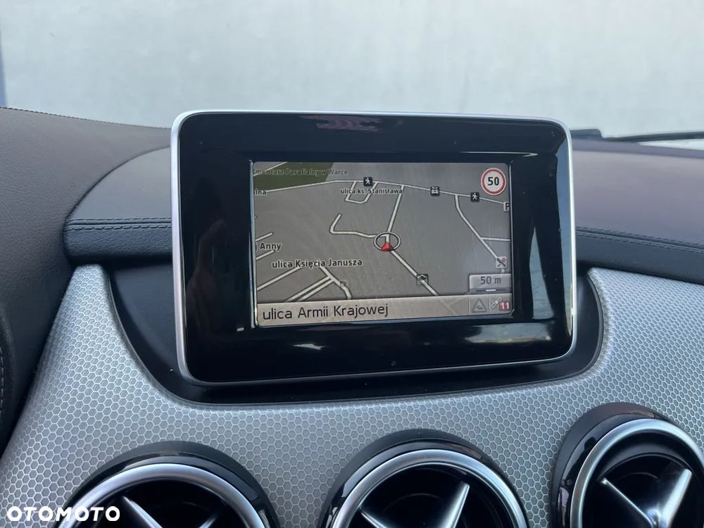 Mercedes-Benz Klasa B 180 CDI - 21