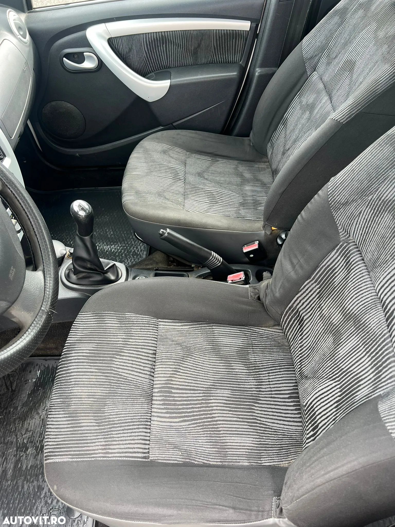 Dacia Logan MCV 1.5 dCi Prestige - 6