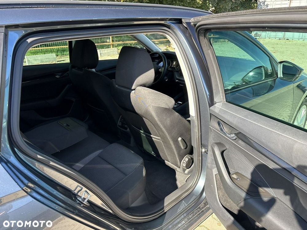 Skoda Octavia 2.0 TDI DSG Ambition - 18