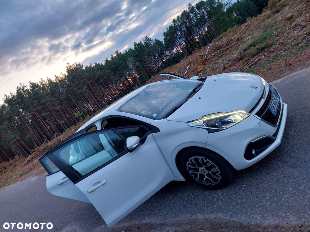 Peugeot 208 - 9