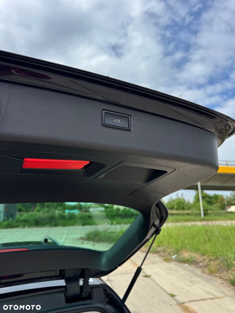 Volkswagen Passat 2.0 TDI Highline DSG - 10