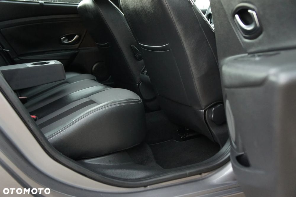 Renault Fluence 2.0 16V 140 Dynamique - 13