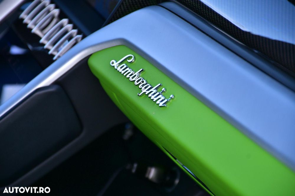 Lamborghini URUS Standard - 28