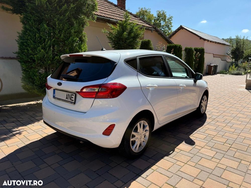 Ford Fiesta - 2