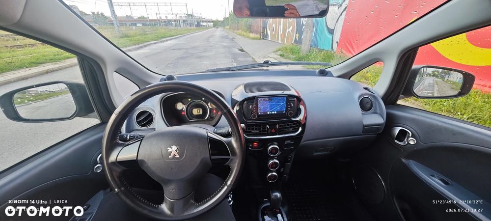 Peugeot iOn Active - 5