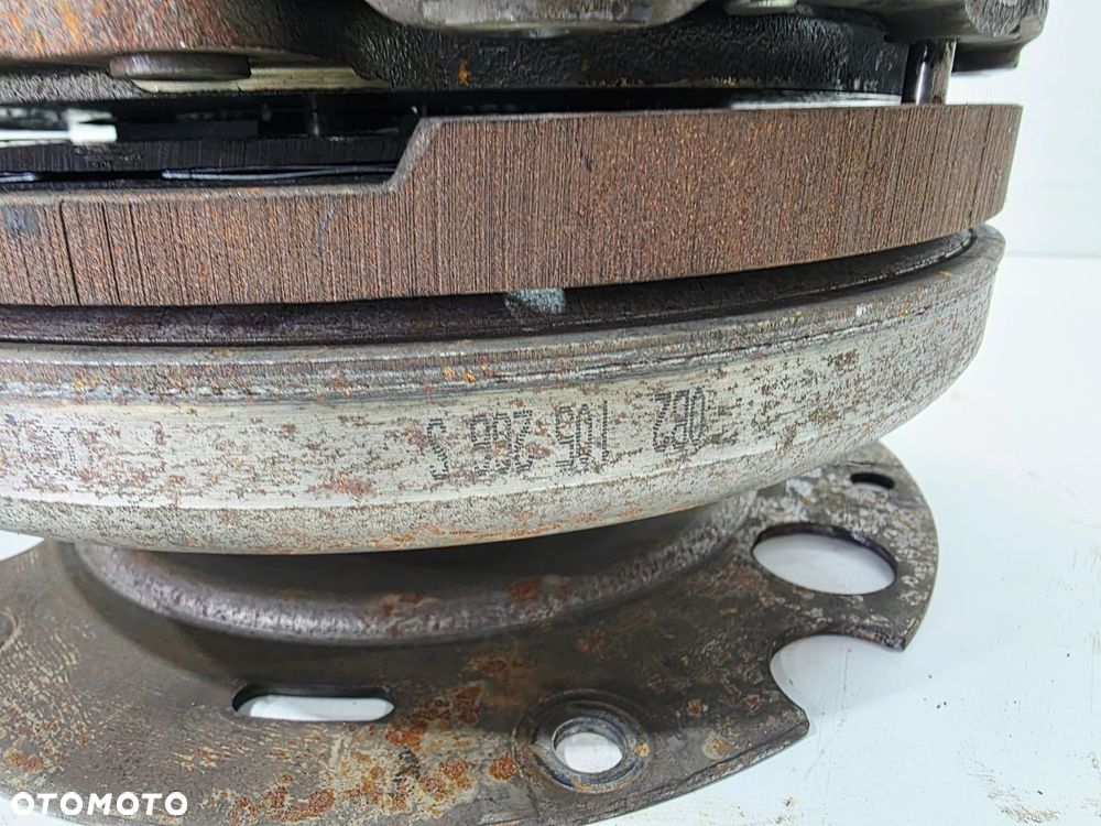KOŁO DWUMASOWE SPRZĘGŁO AUDI A4 B8 A5 2.0 TDI TFSI 0B2105266S 8/26 - 13