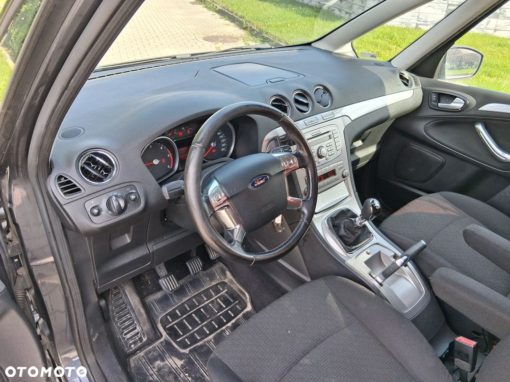 Ford Galaxy 2.0 TDCi Ambiente - 7