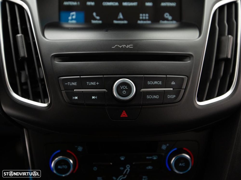 Ford Focus SW 1.5 TDCi Titanium - 16